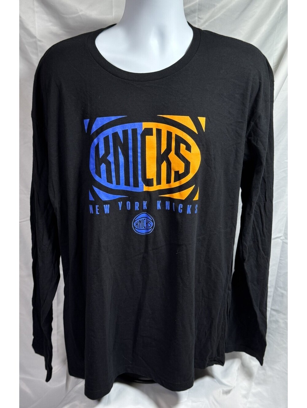 NBA New York Knicks Black Long Sleeve Graphic T Shirt Womens 2XL NEW